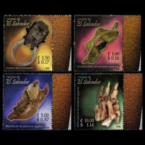 Fossils of Prehistoric animals on stamps of El Slvador 2006
